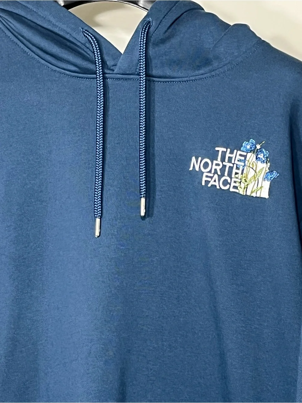 The North Face Floral Logo Hoodie Blue Men’s XL Pullover Sweatshirt